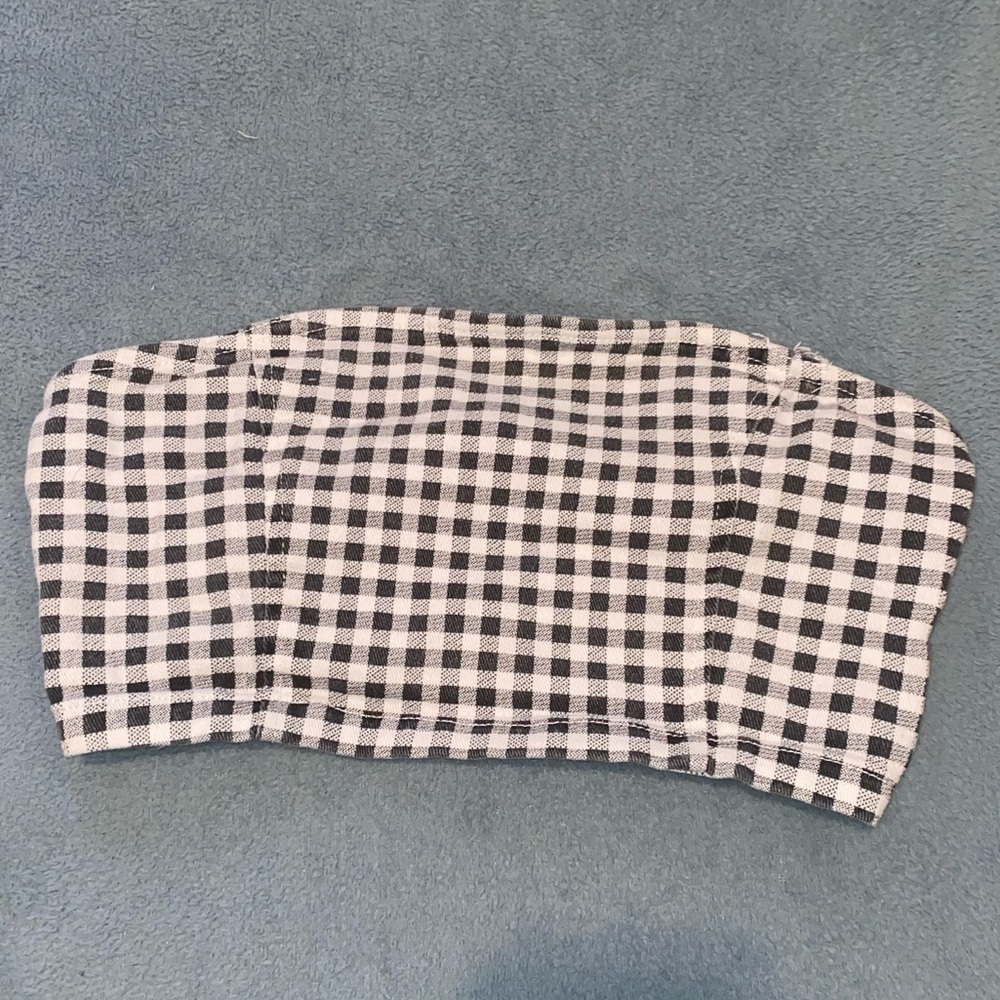 Black and white tube top